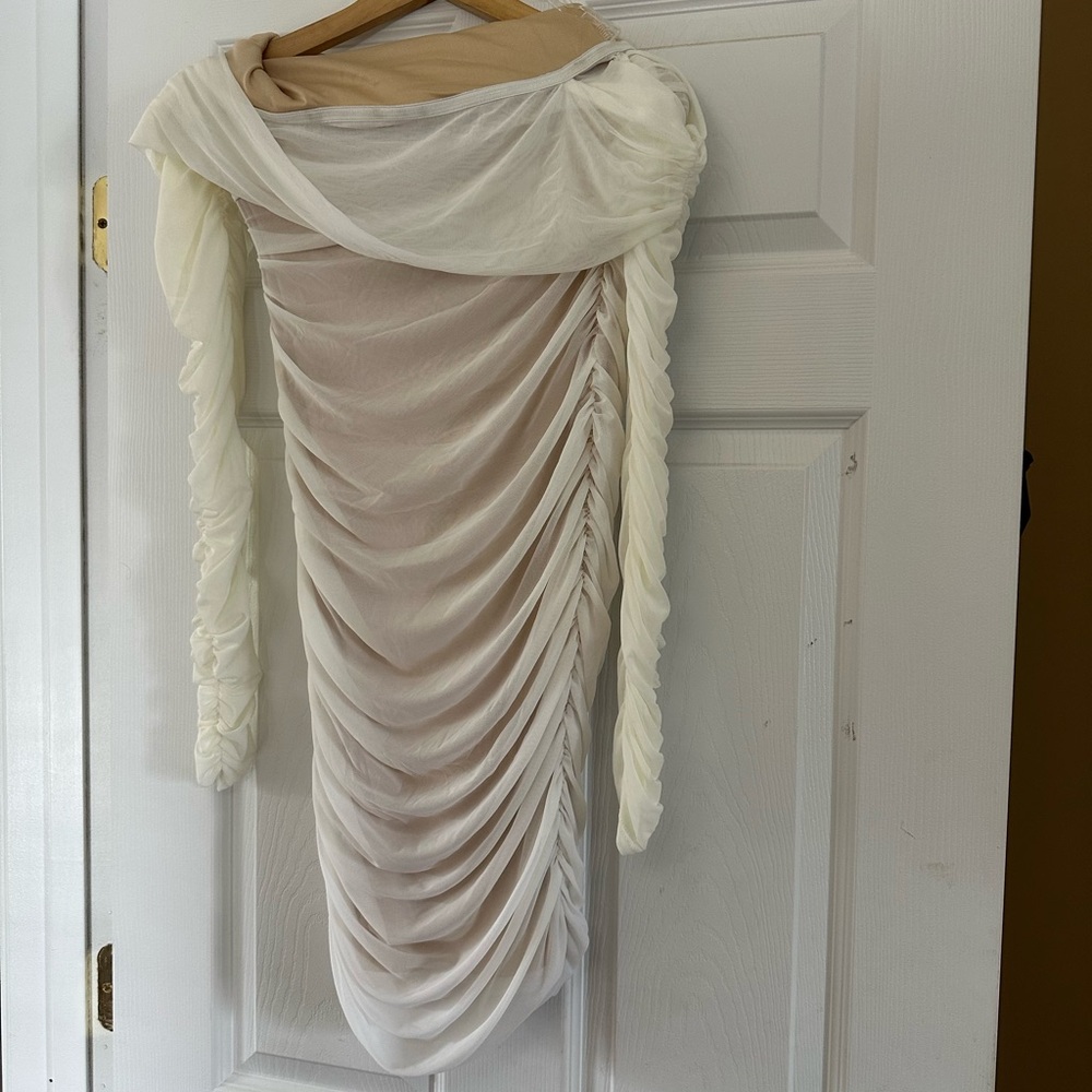 Off shoulders Elegant Cream and Tan Ruched Dress